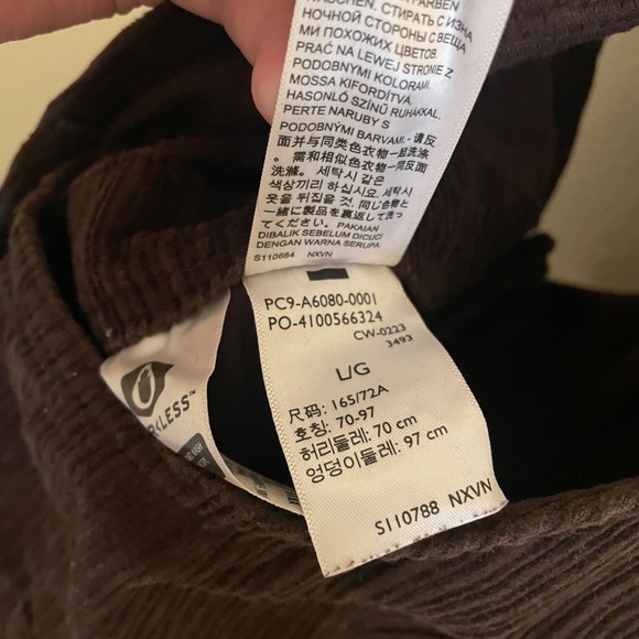 Levi’s brown corduroy overalls - Picture 3 of 5